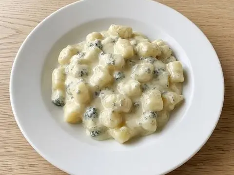 Njoke sa gorgonzolom — Pasta u Demo Restoran